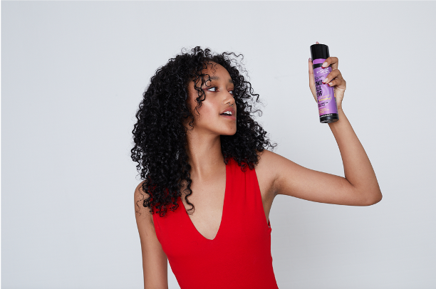 The styling Hair Milk is heaven for curly hair: Use on wet hair and your curls would be popping; teenager; Long curly Hair; Black hair; Afro Haare; Afro, use as rinse out for wavy hair; Vanilla smell; Beautiful curls 